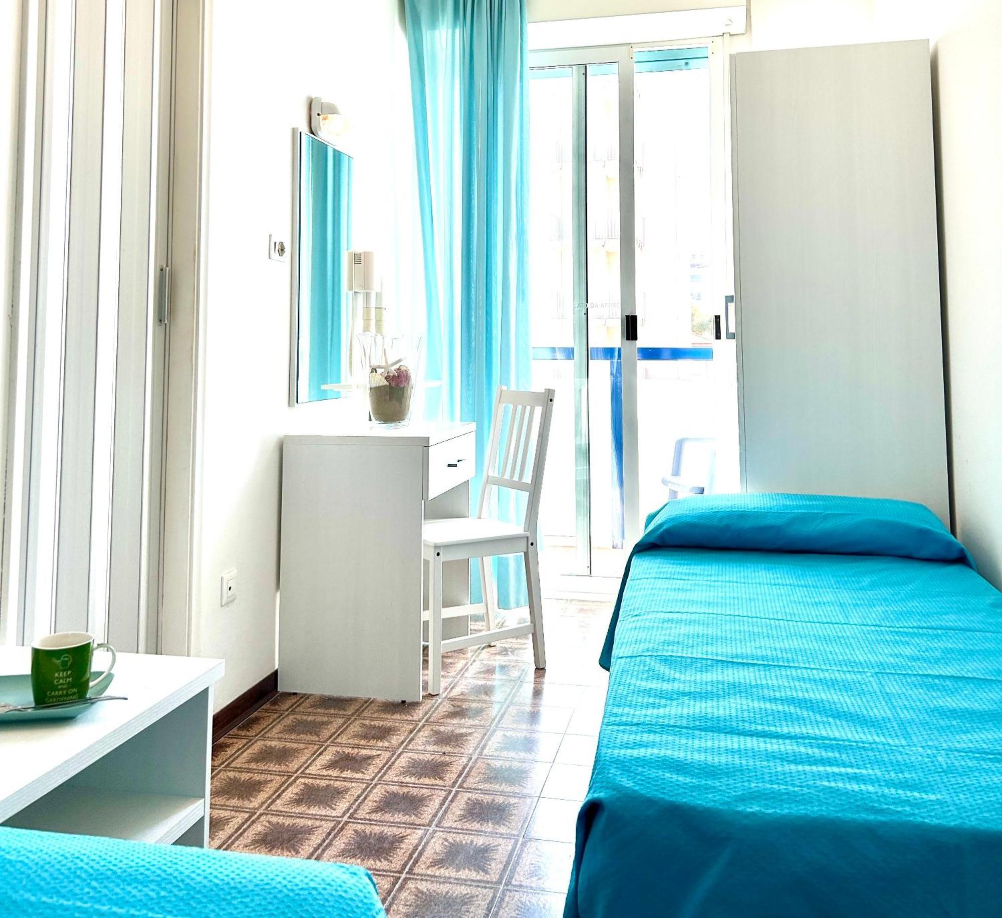 Hotel Taunus - Vista Mare Riccione Eksteriør bilde